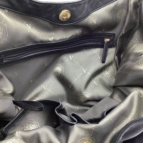 {Vince Camuto} HEIDI Tote - Picture 5 of 15